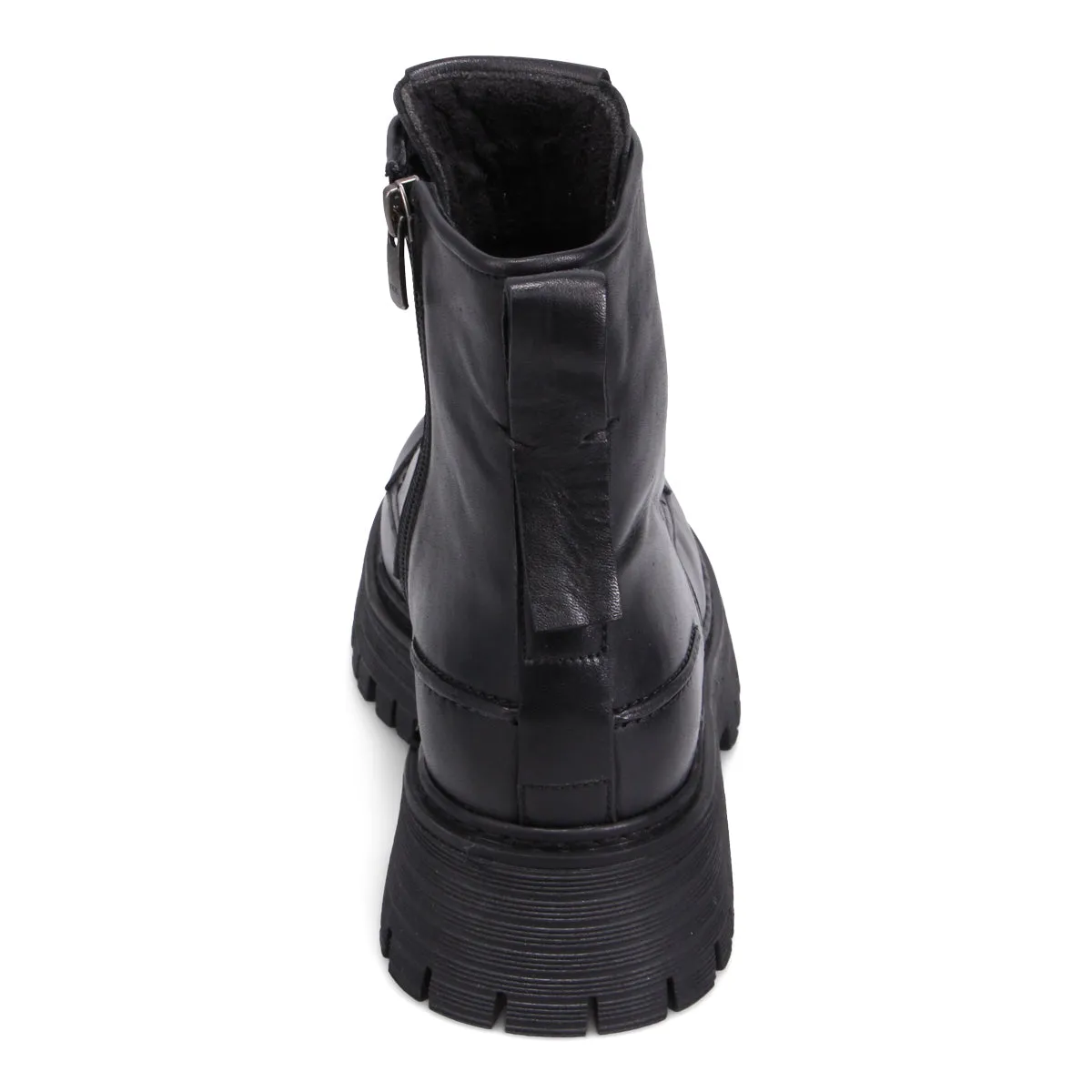 Genesis Lace-Up Boot