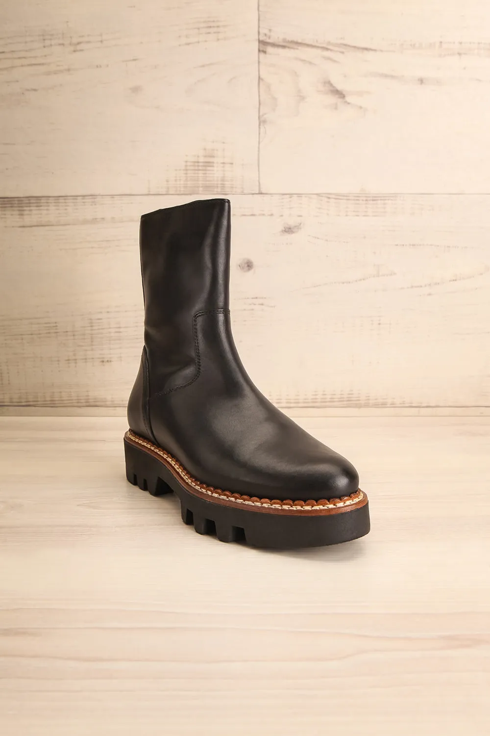 Torio | Black Ankle Boots