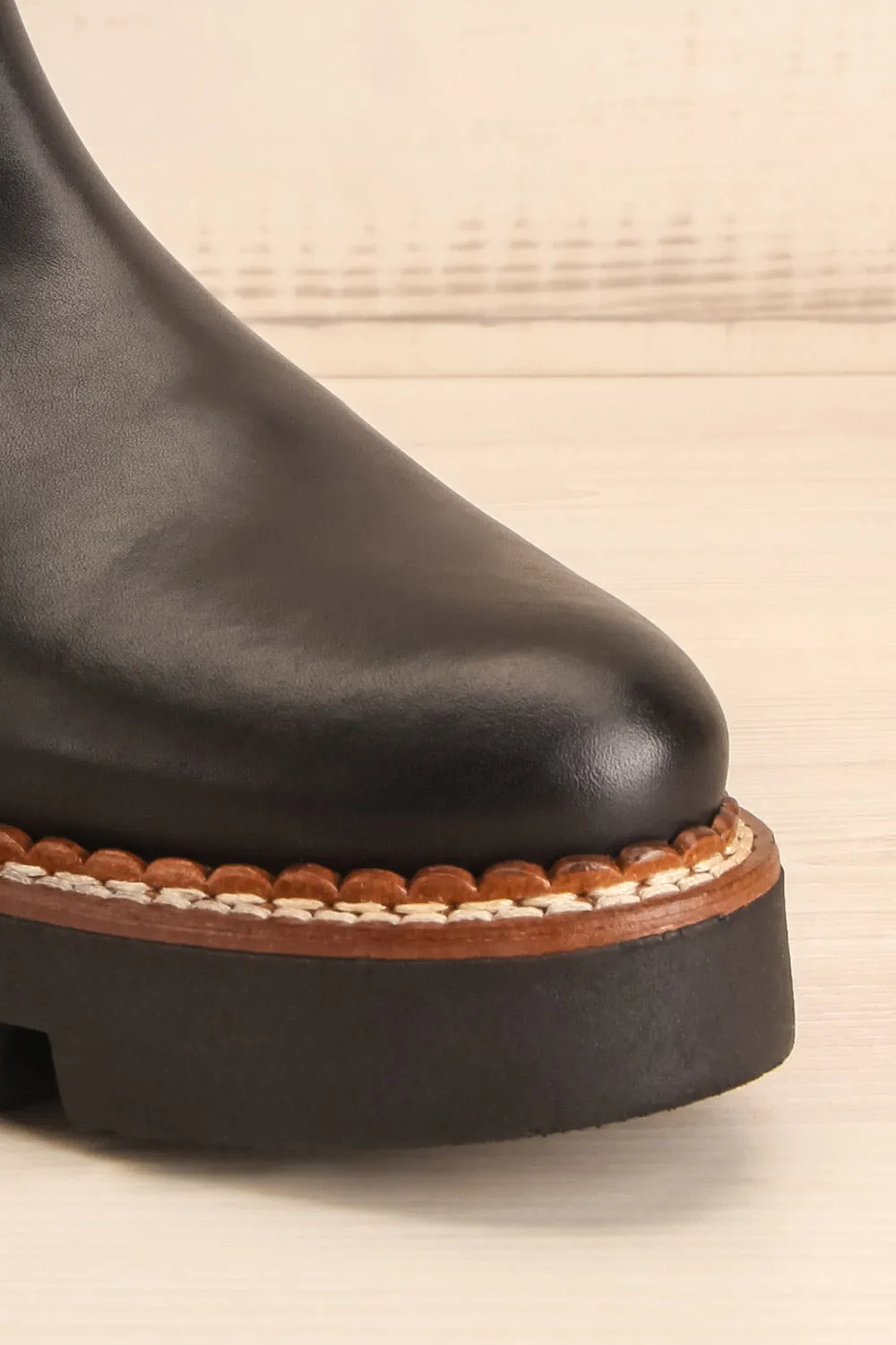 Torio | Black Ankle Boots